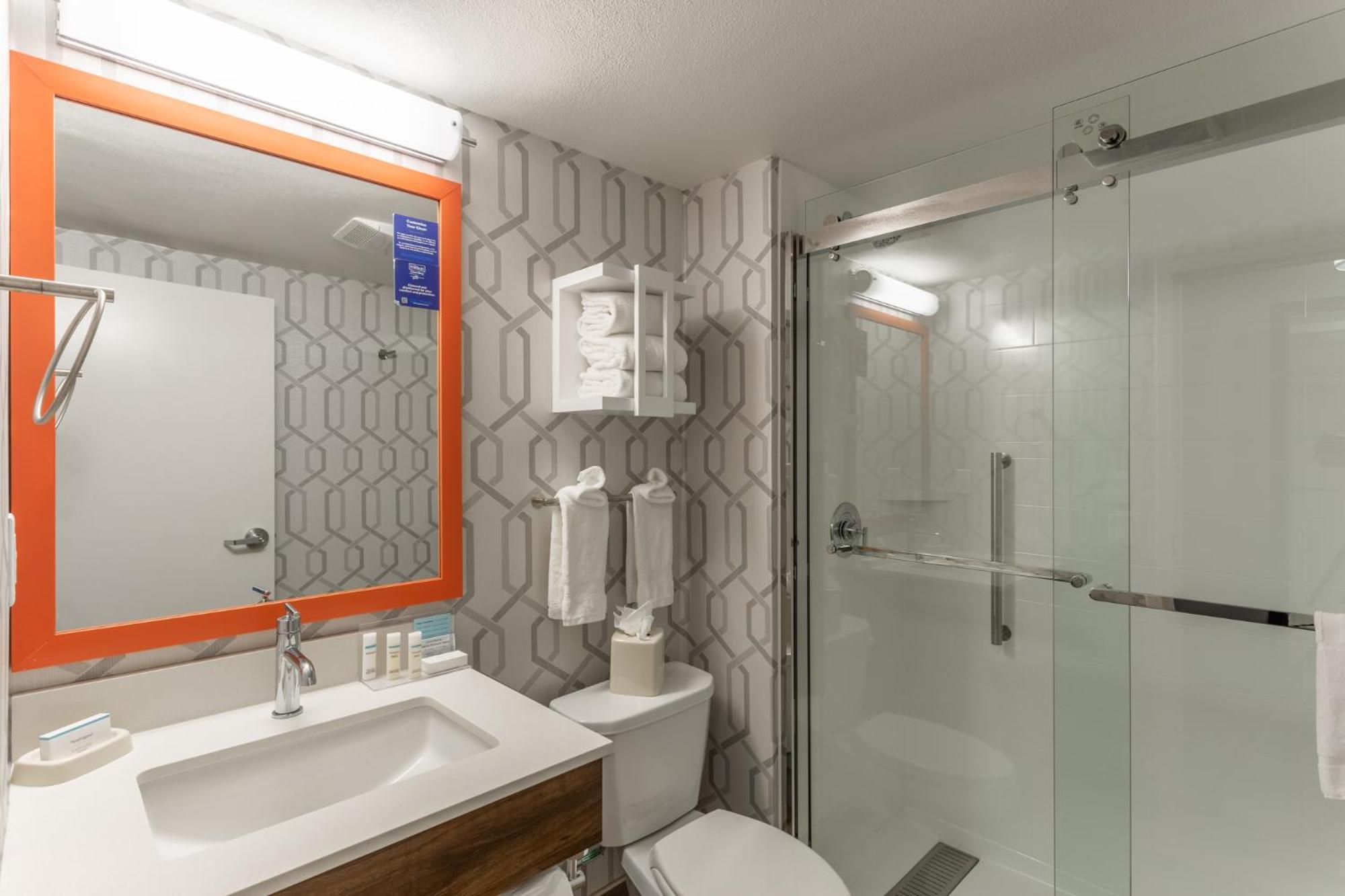 Hampton Inn Madison East Towne Mall Area Εξωτερικό φωτογραφία