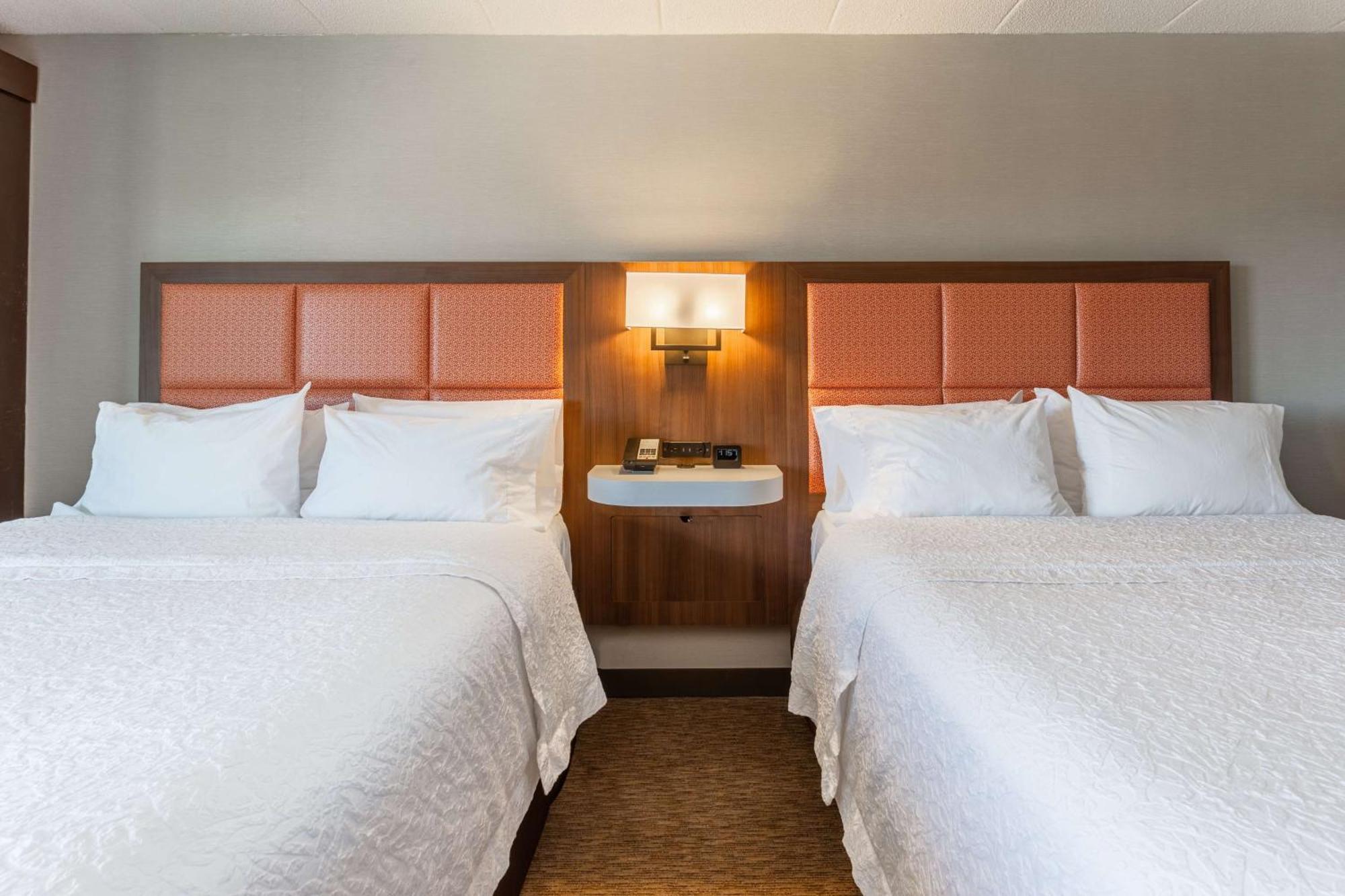 Hampton Inn Madison East Towne Mall Area Εξωτερικό φωτογραφία