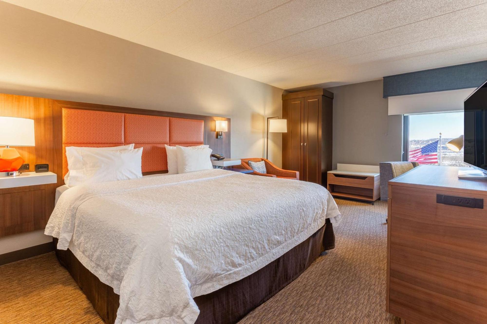Hampton Inn Madison East Towne Mall Area Εξωτερικό φωτογραφία