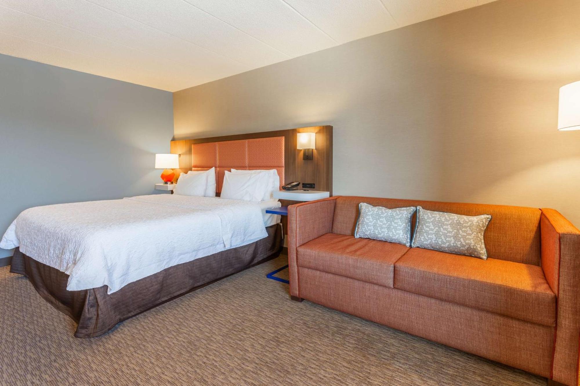 Hampton Inn Madison East Towne Mall Area Εξωτερικό φωτογραφία