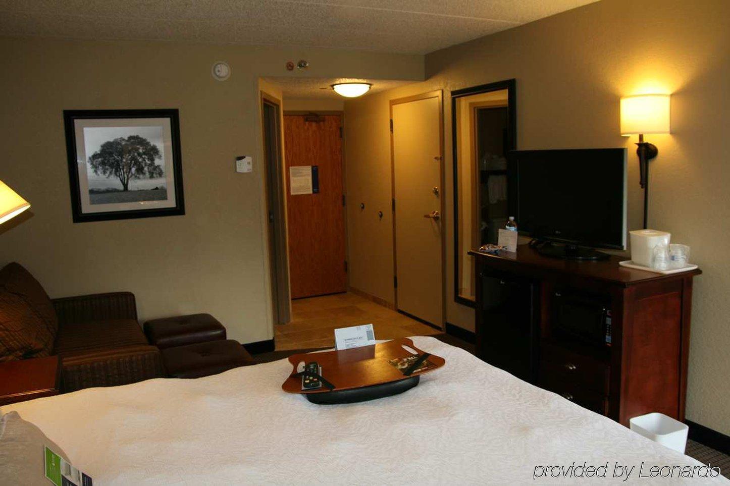 Hampton Inn Madison East Towne Mall Area Δωμάτιο φωτογραφία
