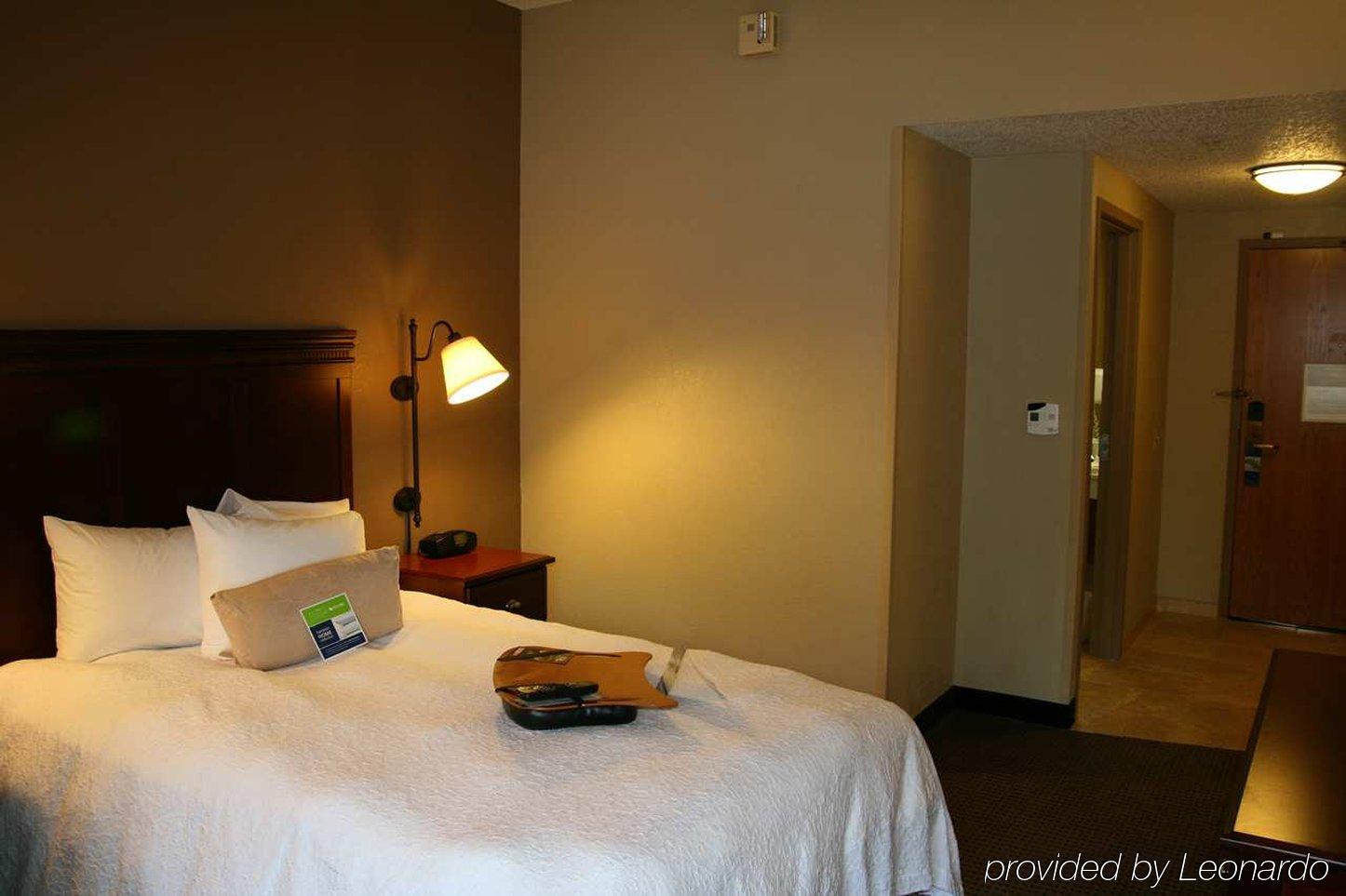 Hampton Inn Madison East Towne Mall Area Δωμάτιο φωτογραφία