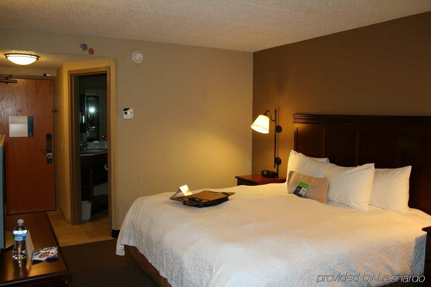 Hampton Inn Madison East Towne Mall Area Δωμάτιο φωτογραφία